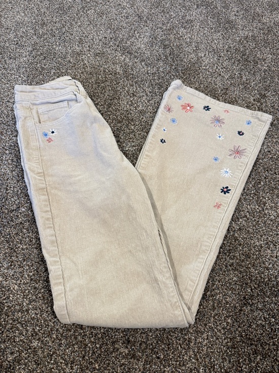 Forever 21 Denim - Forever 21 Cream Corduroy High-Rise Pants Flare Leg Embroidered Flowers Size S